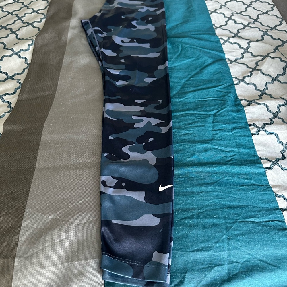 Women’s Nike Dri-Fit leggings. Blue Camo pattern. Size: Small.